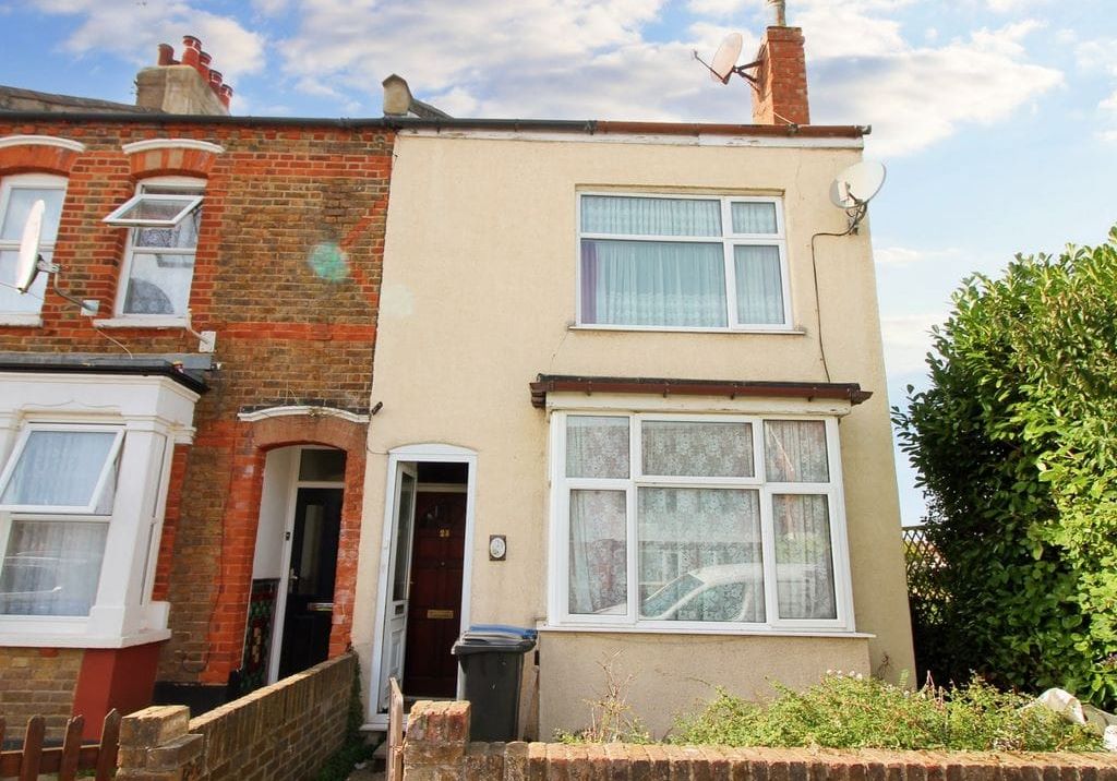 23 Salisbury Road, Enfield, Middlesex, EN3 6HG