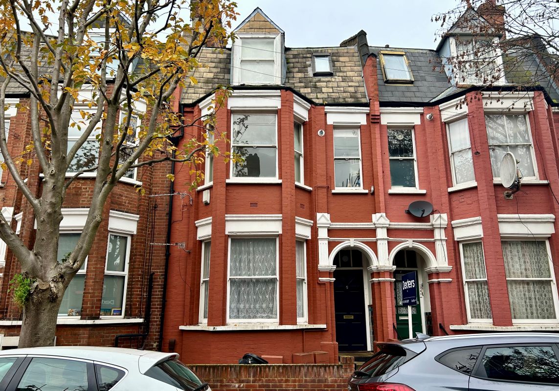 Flat 1, 5 Birnam Road, Islington, London, N4 3LJ