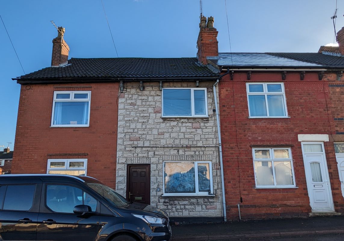 28 Chesterfield Road, Shuttlewood, Chesterfield, Derbyshire, S44 6QT