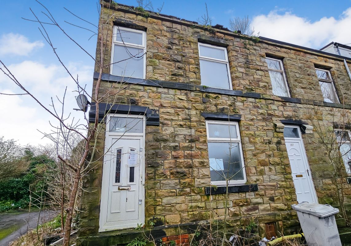 185 Headfield Road, Dewsbury, West Yorkshire, WF12 9JJ