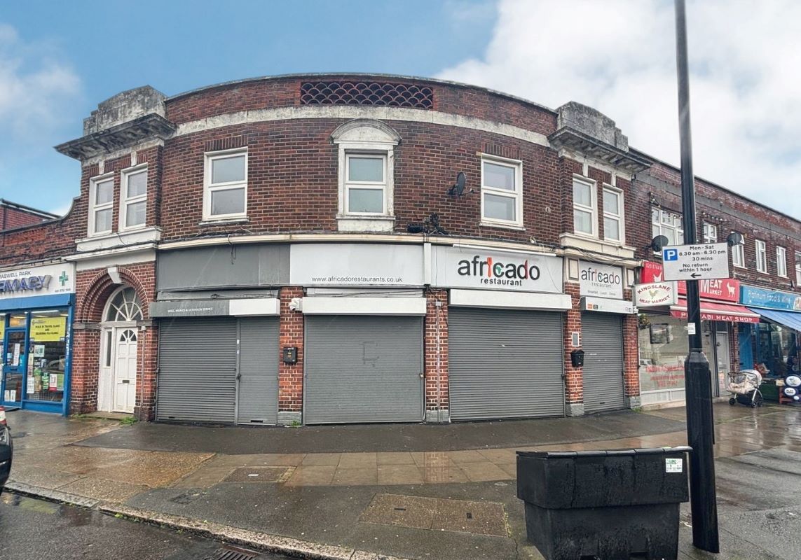 8, 8A, B & C Central Avenue, Hounslow, Middlesex, TW3 2QH