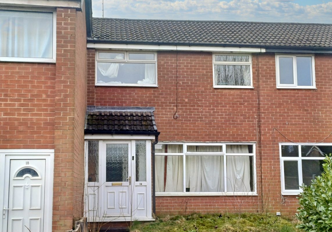 16 Durham Walk, Heywood, Lancashire, OL10 3HS