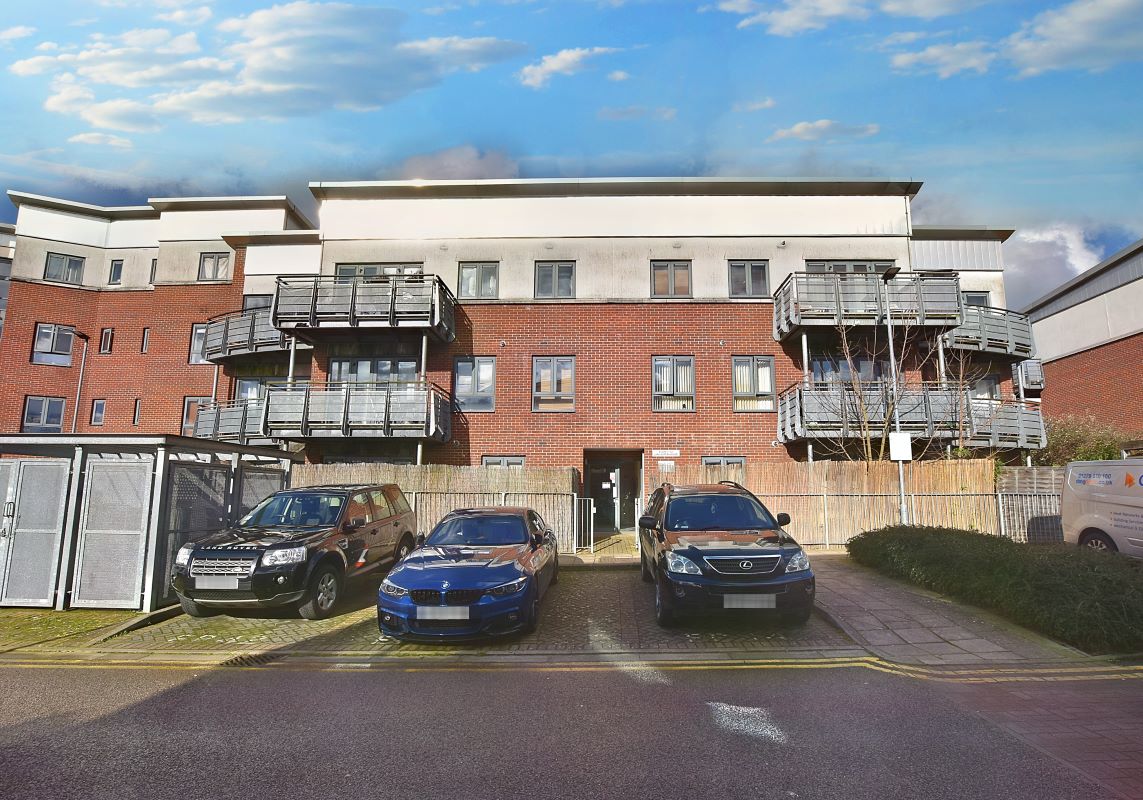 Flat 4 Lancaster House, Gunyard Mews, Charlton, London, SE18 4GF