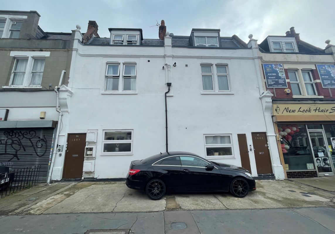 Flat 1, 94 Beulah Road, Thornton Heath, Surrey, CR7 8JF