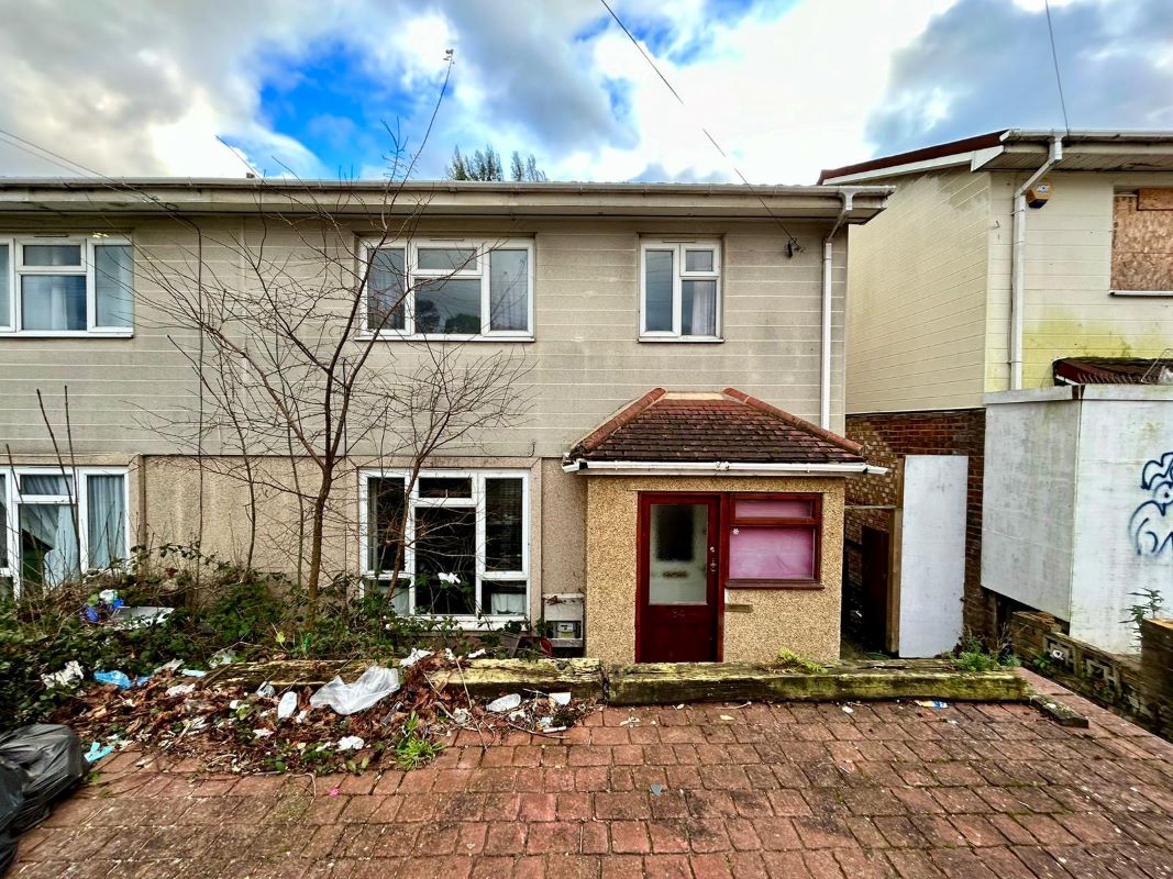 84 Halcot Avenue, Bexleyheath, Kent, DA6 7QD