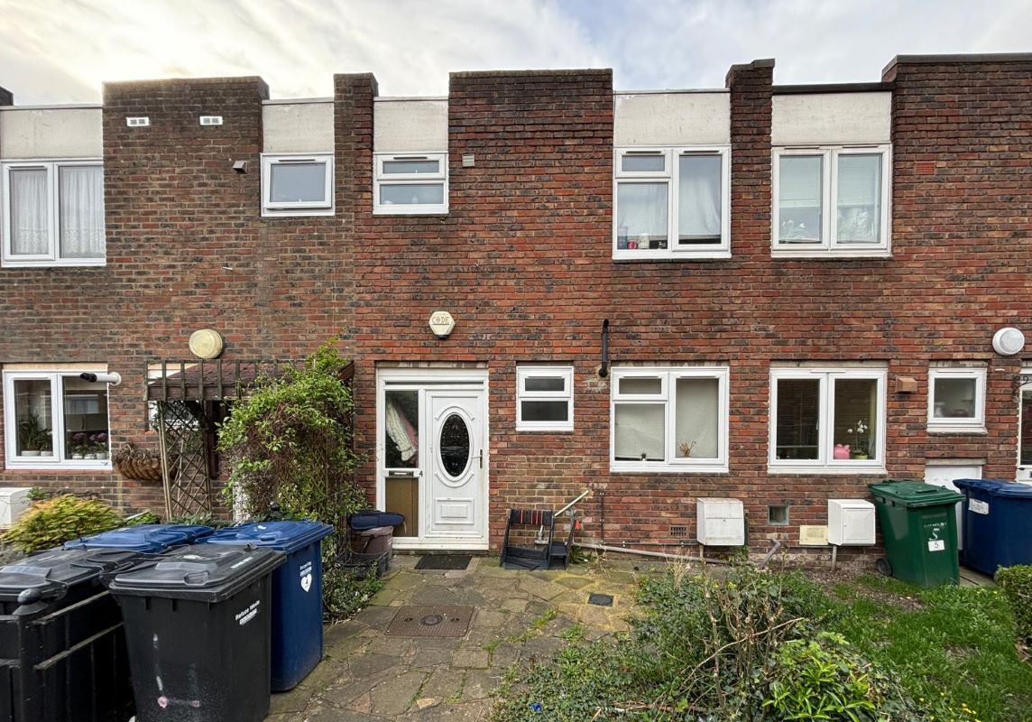 4 Wellesley, Clayton Field, Colindale, London, NW9 5SD