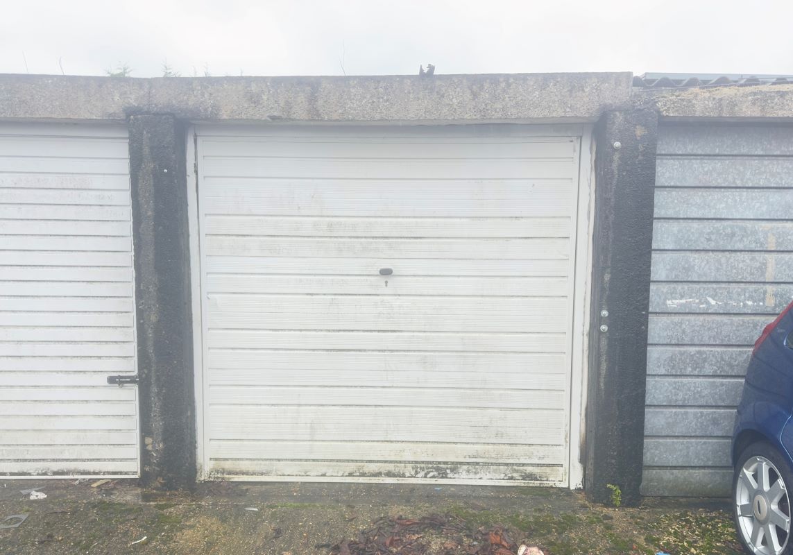 Garage at Mitchell Avenue, Hook, Hampshire, RG27 8HG