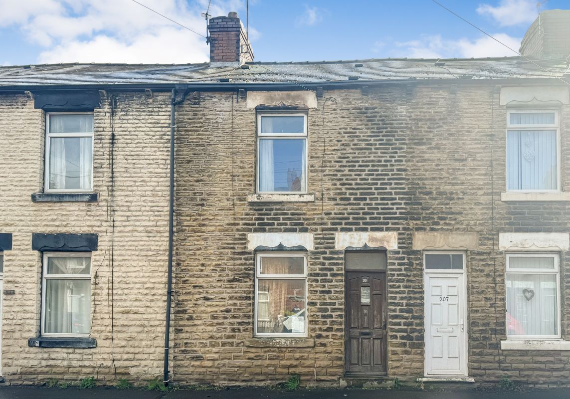 209 Pontefract Road, Cudworth, Barnsley, South Yorkshire, S72 8AE