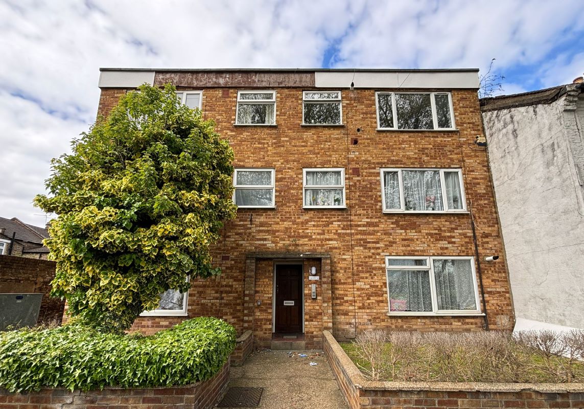 Flat 5, 1 Southern Road, Plaistow, London, E13 9HU