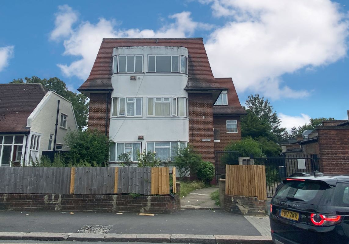 Flat 24 Clifford Court, Cairnfield Avenue, Neasden, London, NW2 7PR