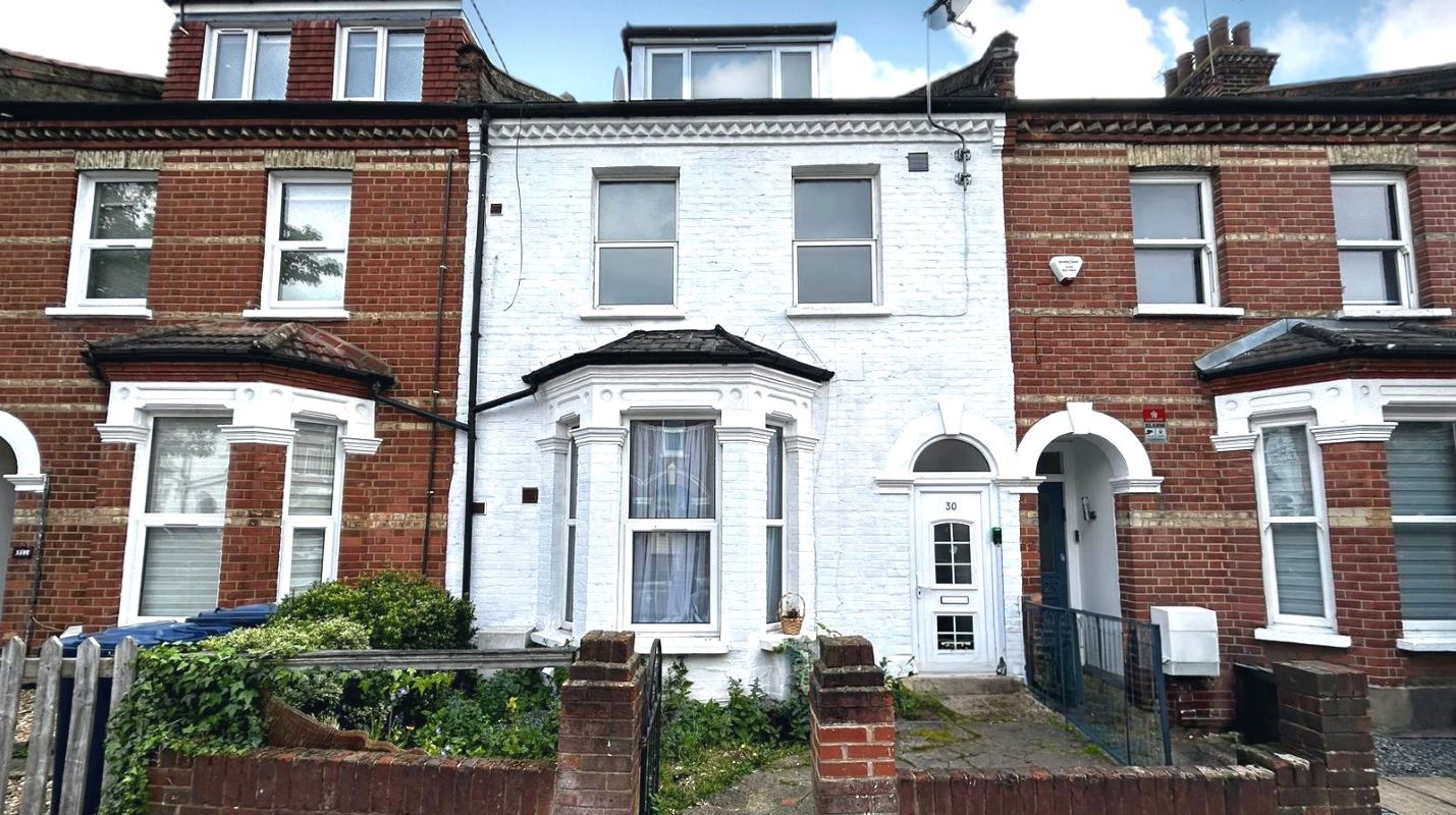 30 Ravenshurst Avenue, Hendon, London, NW4 4EG