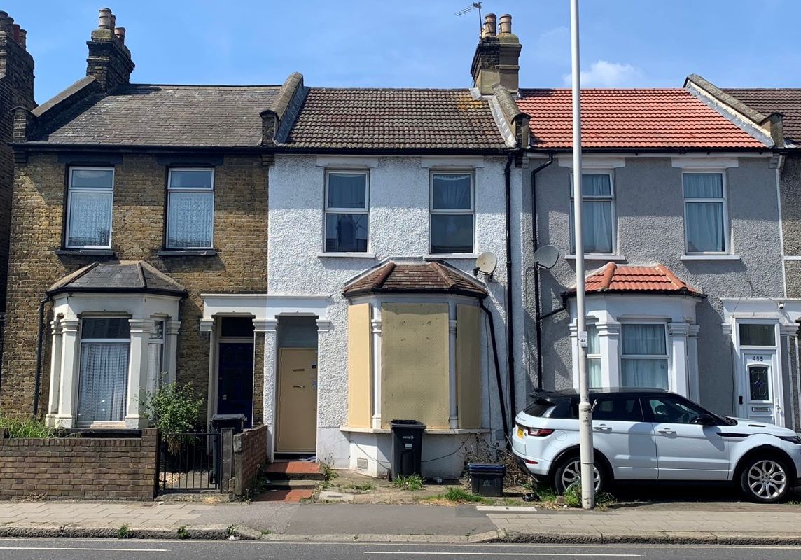 453 Ley Street, Ilford, Essex, IG2 7QX