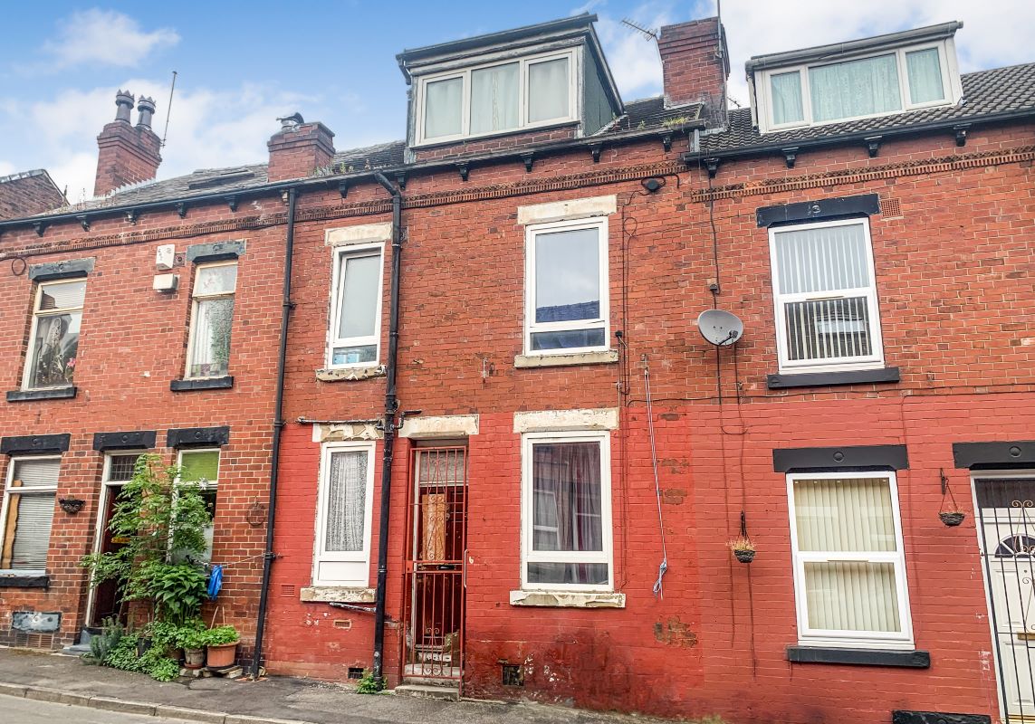 6 Brompton Grove, Leeds, West Yorkshire, LS11 6JB