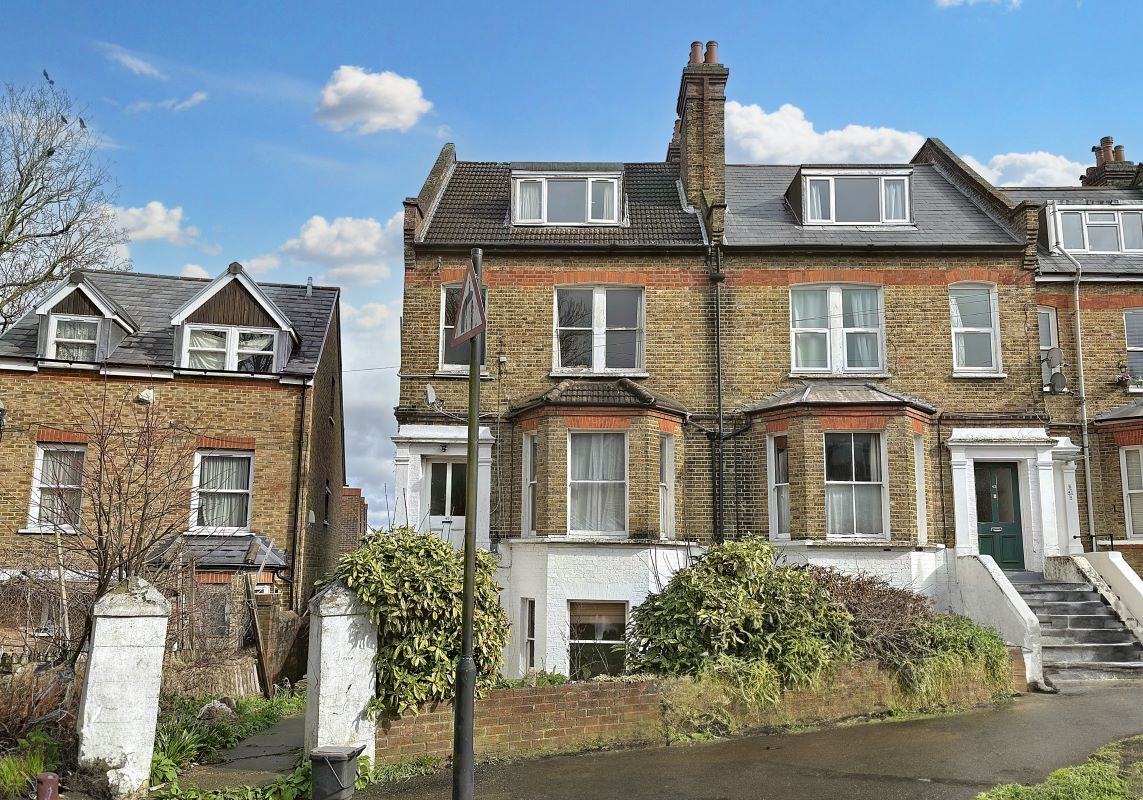 Flat 3, 45 Whiteley Road, Crystal Palace, London, SE19 1JU