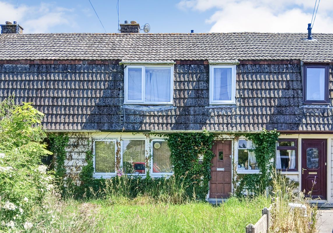 24 Denham Drive, Guys Marsh, Shaftesbury, Dorset, SP7 0AJ