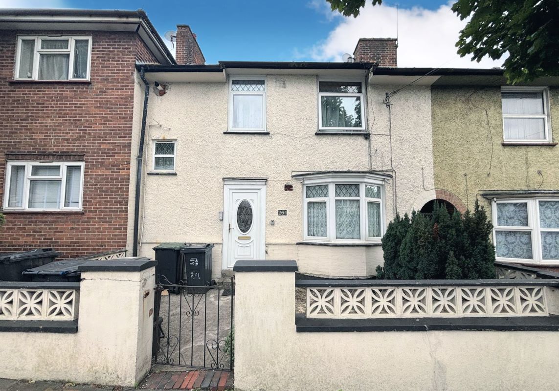 Flat A, 264 Northborough Road, Norbury, London, SW16 4BA