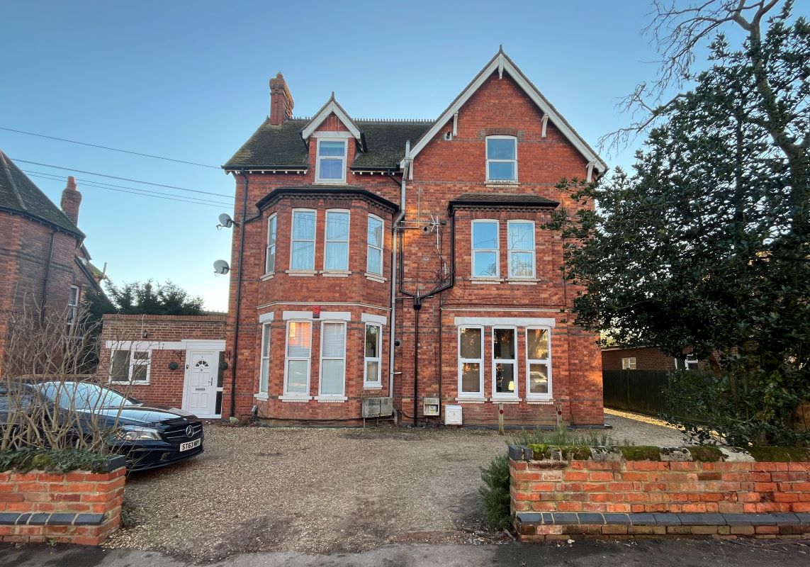 Flat 7, 36 Lansdowne Road, Bedford, Bedfordshire, MK40 2BU