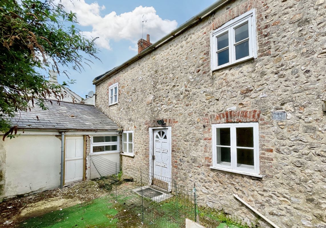 12A East Street, Chard, Somerset, TA20 1EP