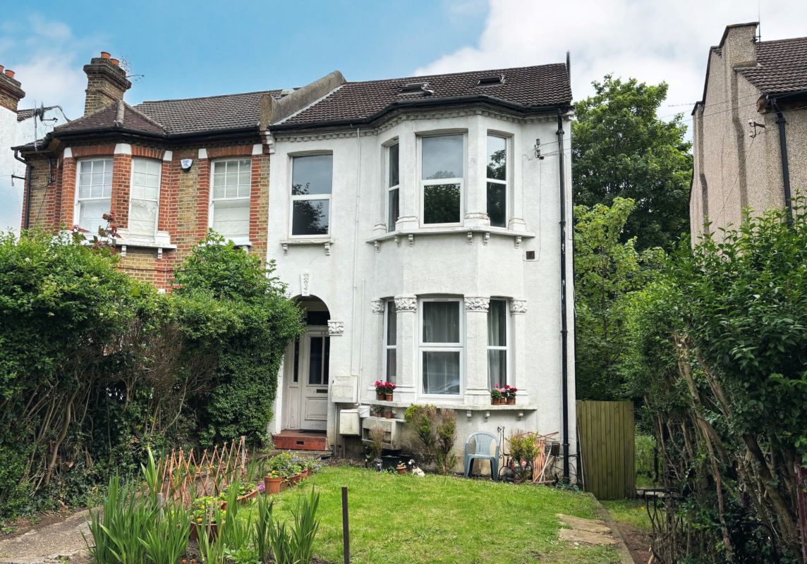 Flat 1, 85 Avondale Road, South Croydon, Surrey, CR2 6JF