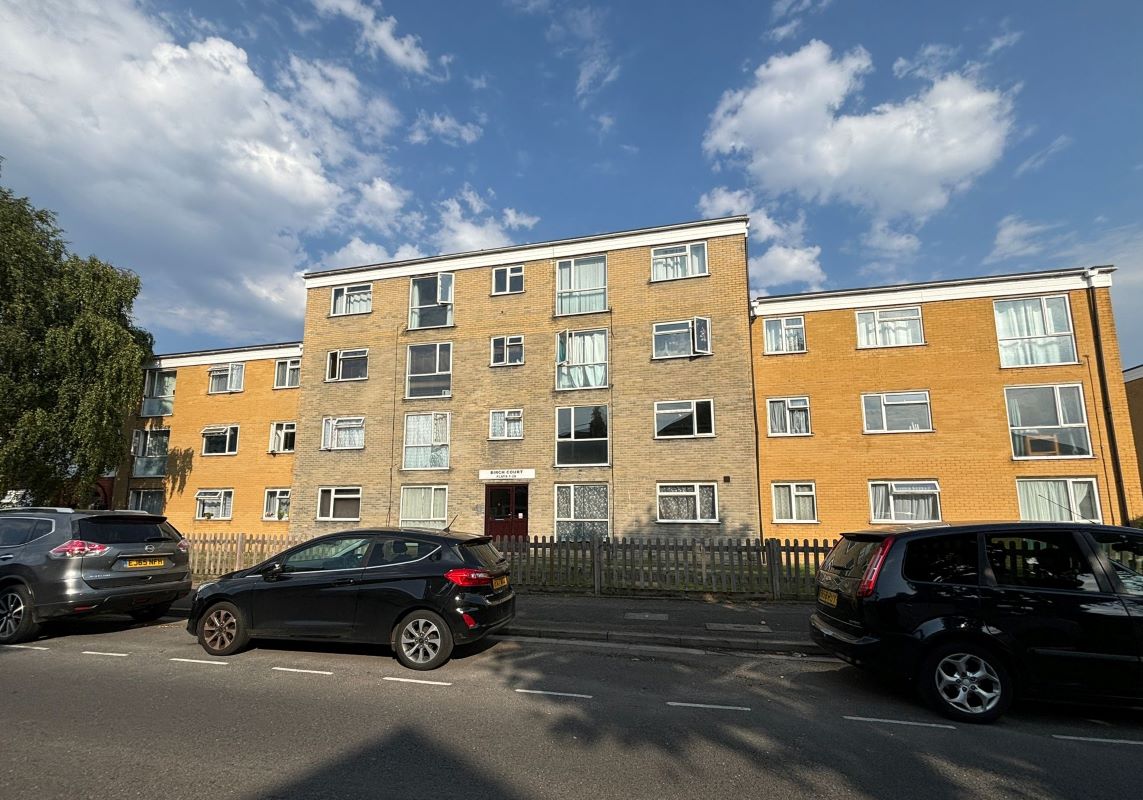 Flat 16 Birch Court, 50 Thicket Road, Sutton, Surrey, SM1 4PY