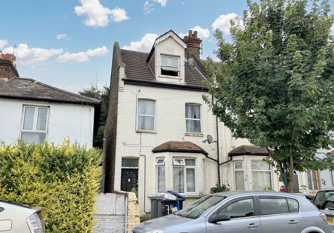 Ground Floor Flat, 74 Peel Road, Wembley, Middlesex, HA9 7LU