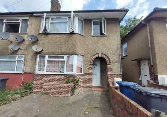 146 Scotts Road, Southall, Middlesex, UB2 5DG