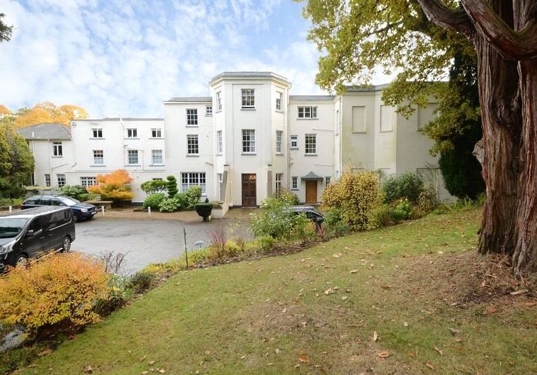 Flat K, Dormy House, Portnall Drive, Virginia Water, Surrey, GU25 4NP