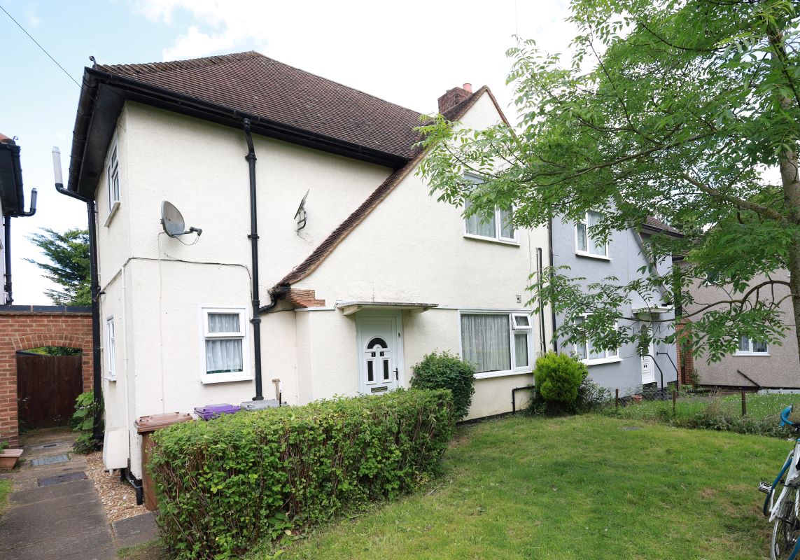 13 Eldefield, Letchworth Garden City, Hertfordshire, SG6 4BP