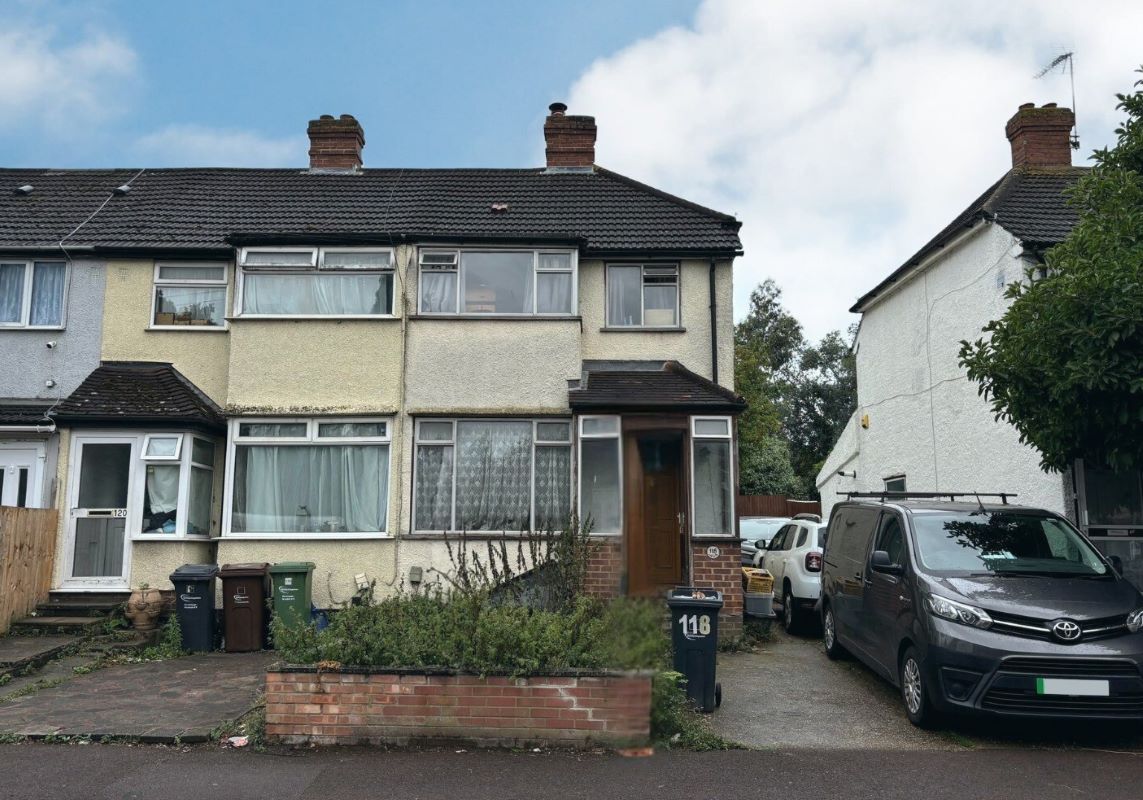 118 Oval Road North, Dagenham, Essex, RM10 9EP