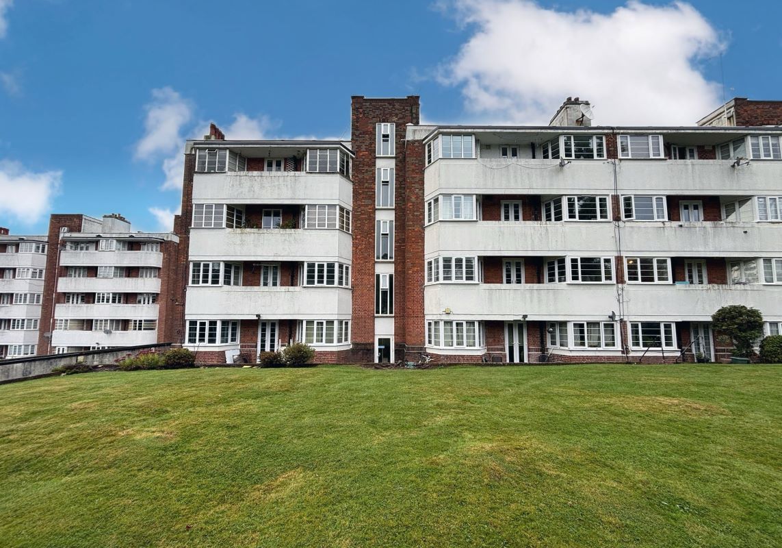 Flat 24 Whittington Court, Aylmer Road, Finchley, London, N2 0BT