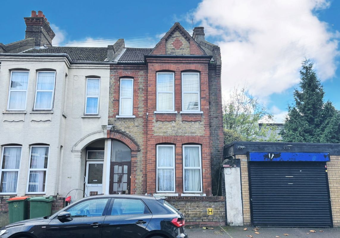 2 Bingley Road, Stratford, London, E16 3JR