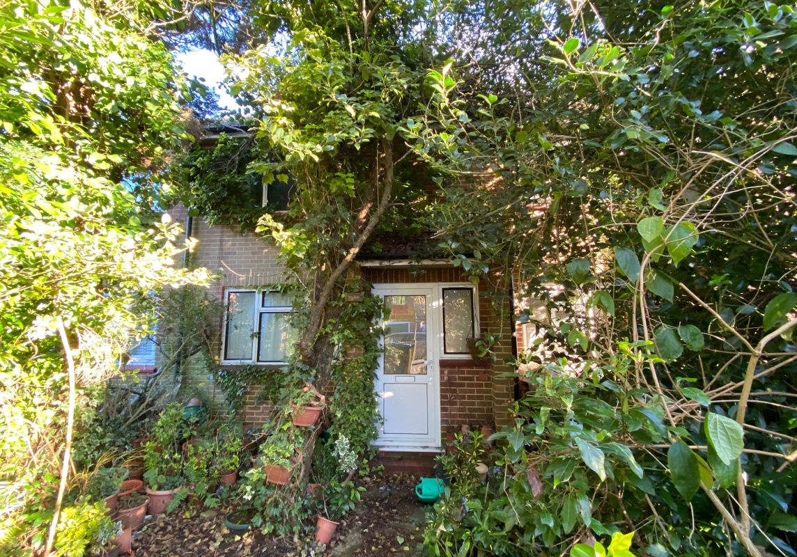 9 Paschal Road, Camberley, Surrey, GU15 4EG