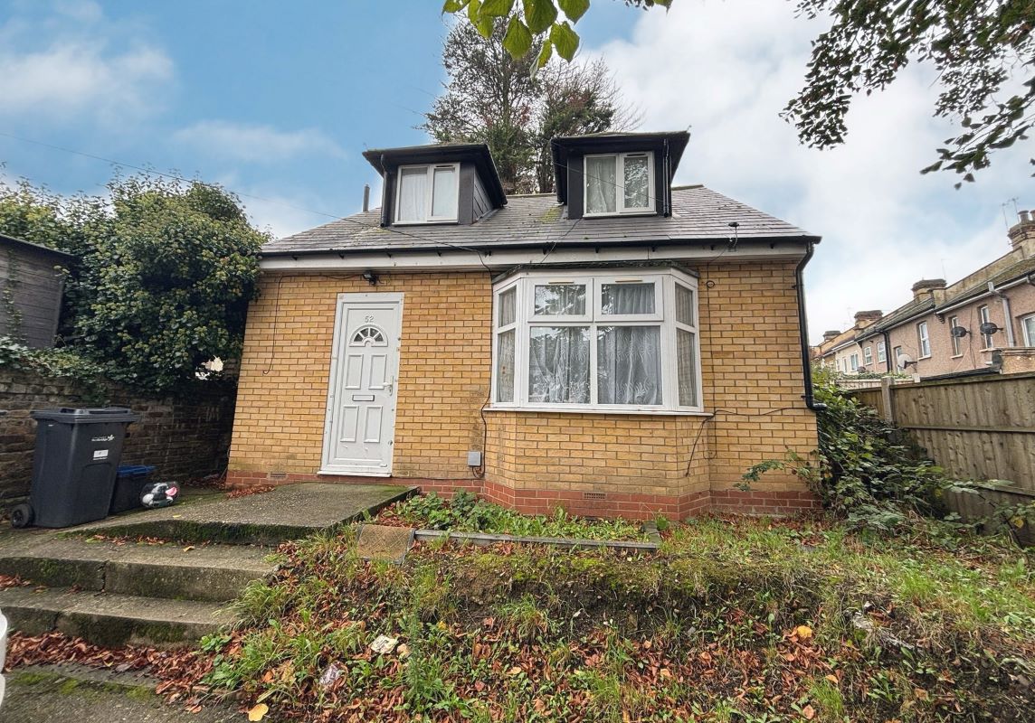 52 Northbrook Road, Ilford, Essex, IG1 3BS