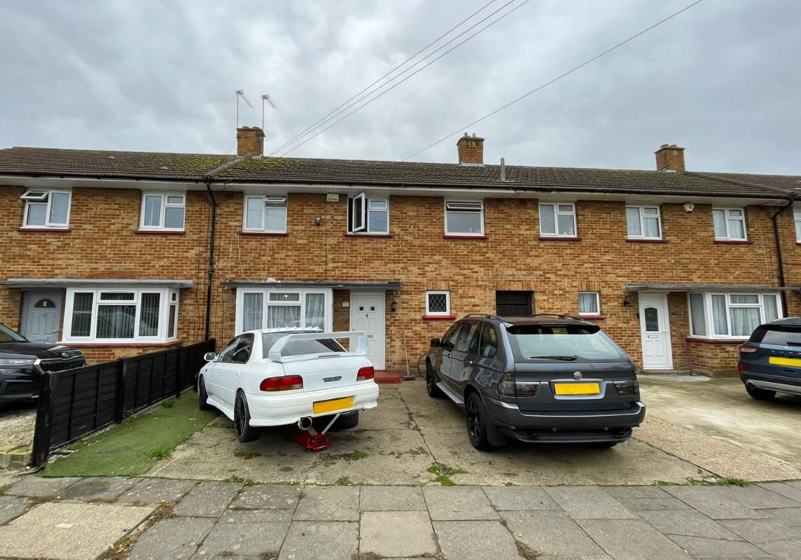 22 Mulberry Crescent, West Drayton, Middlesex, UB7 9AG