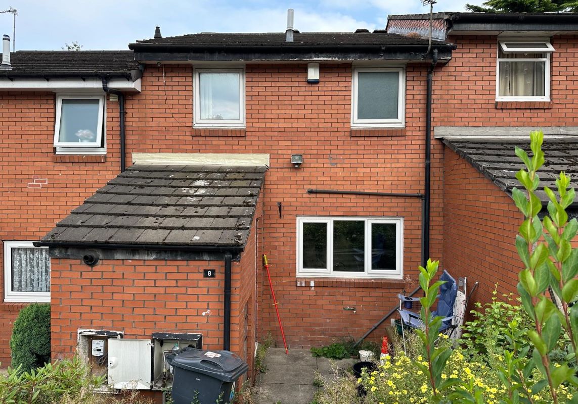 8 Lovell Park View, Leeds, West Yorkshire, LS7 1DA