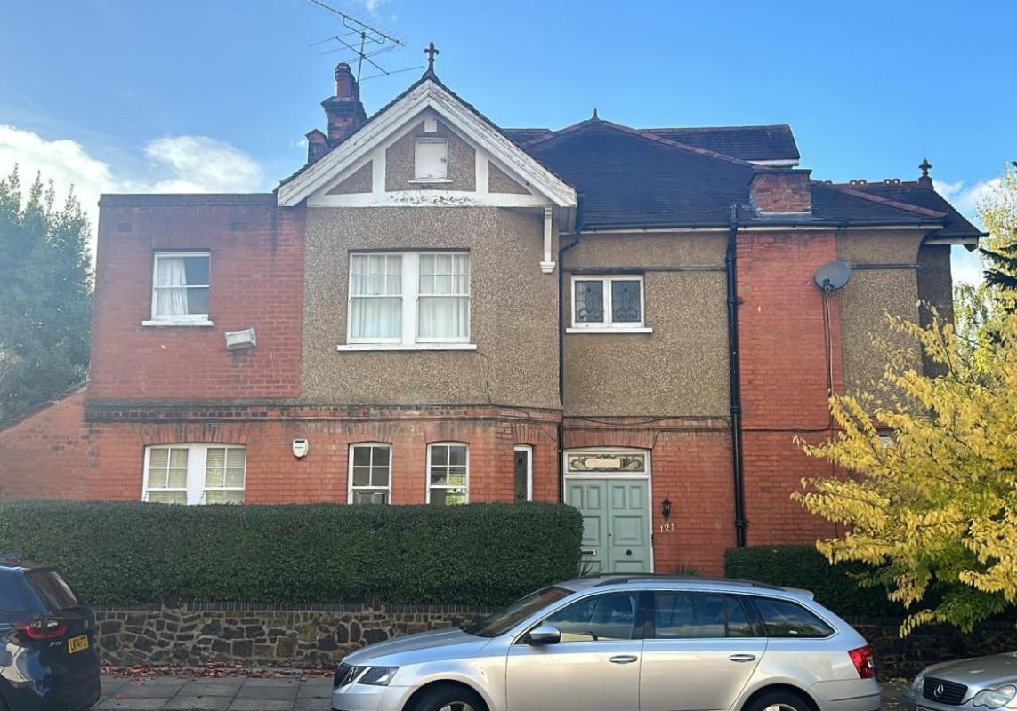 Flat 5, 121 Priory Road, Muswell Hill, London, N8 8NA