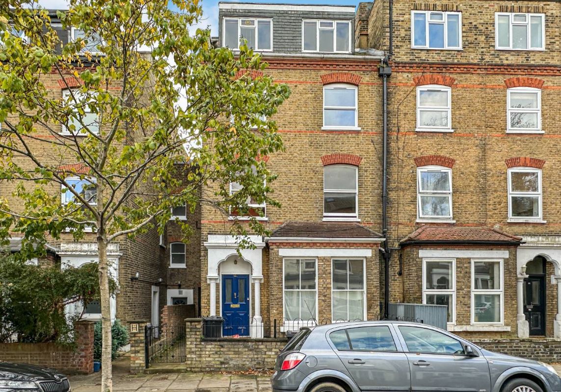 Flat 3, 16 Alexandra Grove, Finsbury Park, London, N4 2LF