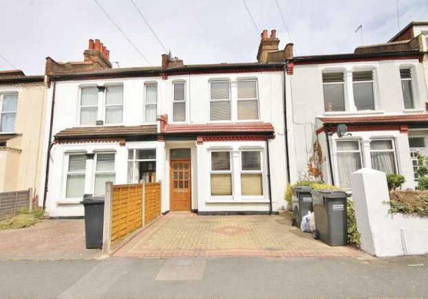 24A Bensham Grove, Thornton Heath, Croydon, CR7 8DA