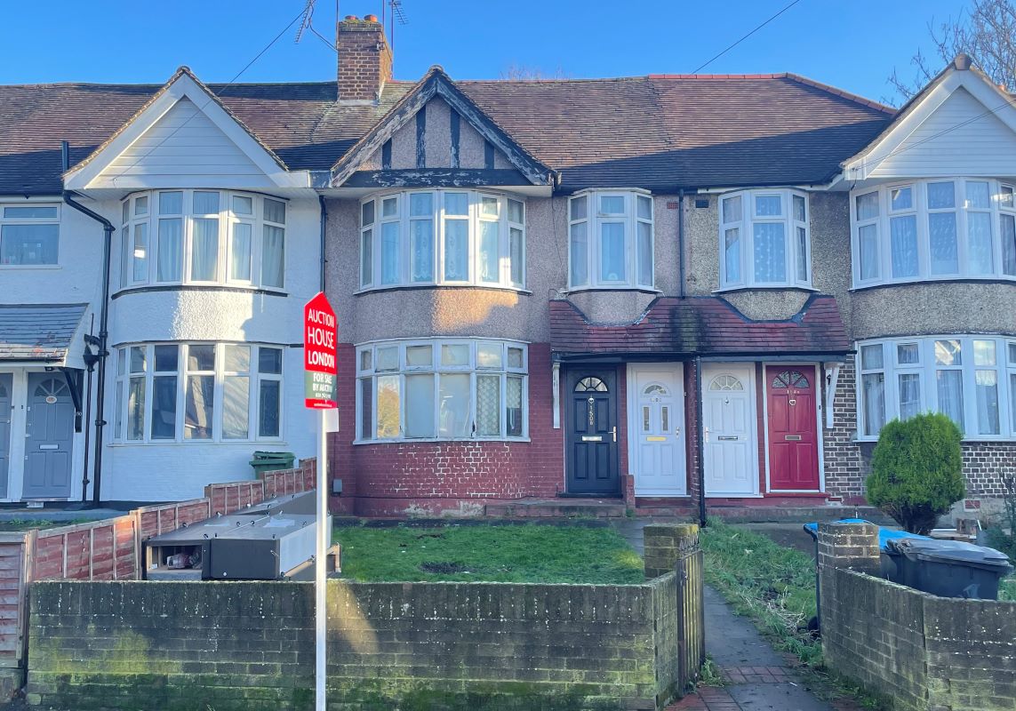 150B Braemar Avenue, Neasden, London, NW10 0DS