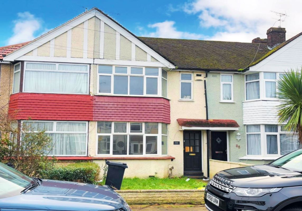 83 Hanover Avenue, Feltham, Middlesex, TW13 4JR