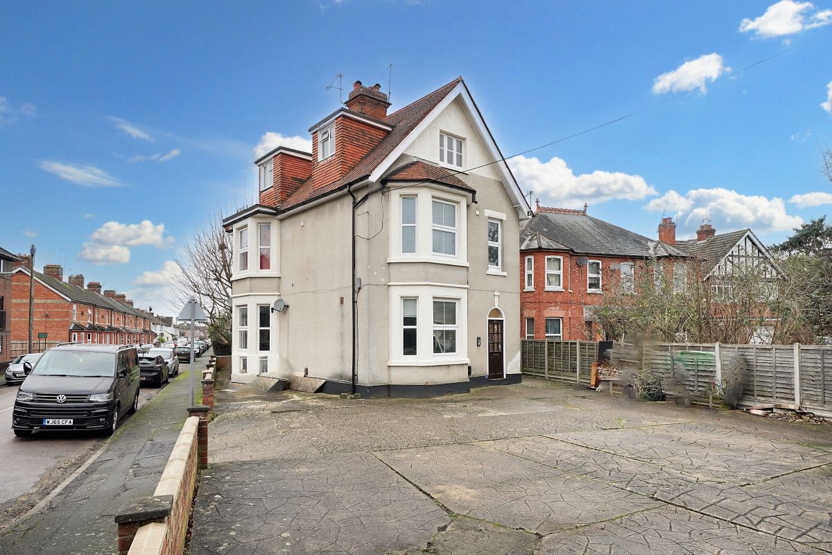 Flat 1, 42 Frimley Road, Camberley, Surrey, GU15 3BD