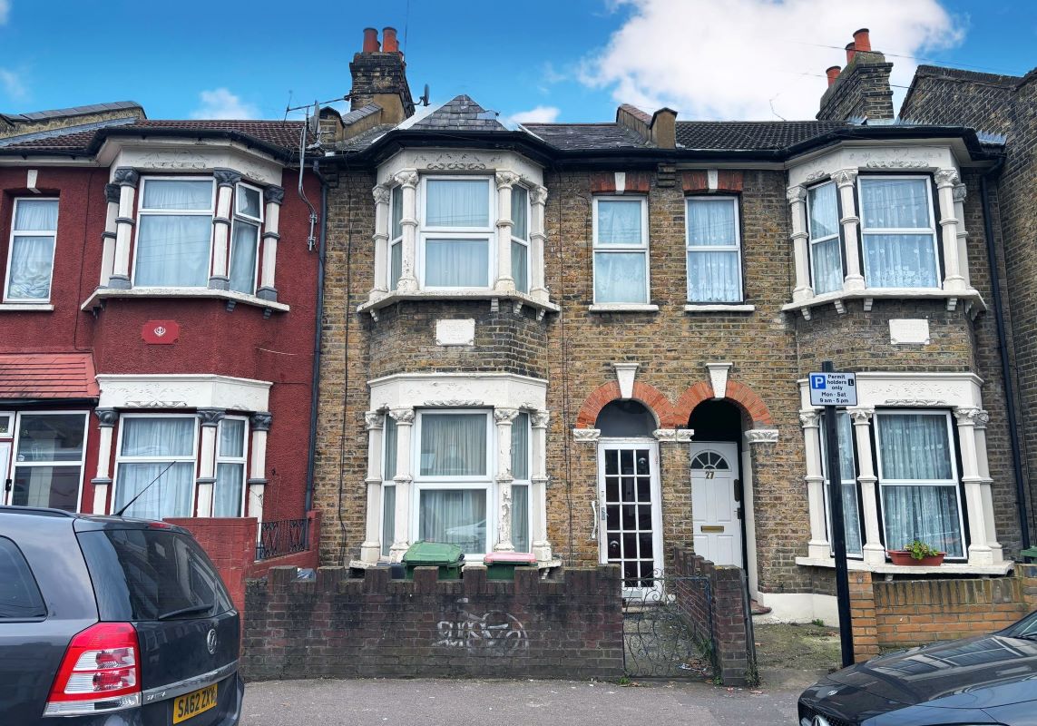 25 Fourth Avenue, Manor Park, London, E12 6DB