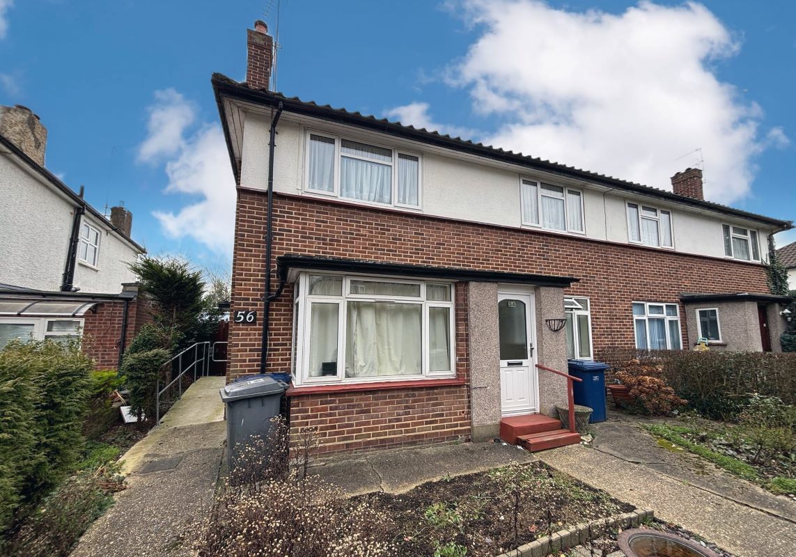 54 Friern Park, North Finchley, London, N12 9DP