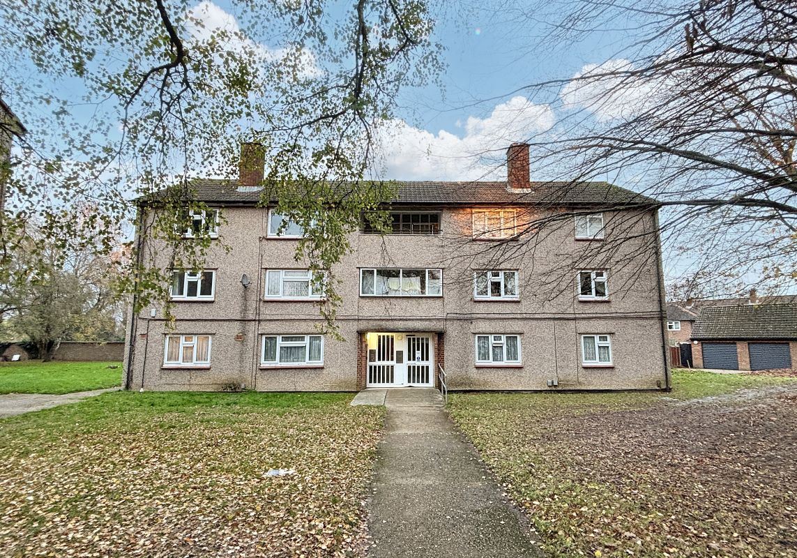 45 Frobisher Road, St. Albans, Hertfordshire, AL1 5AH