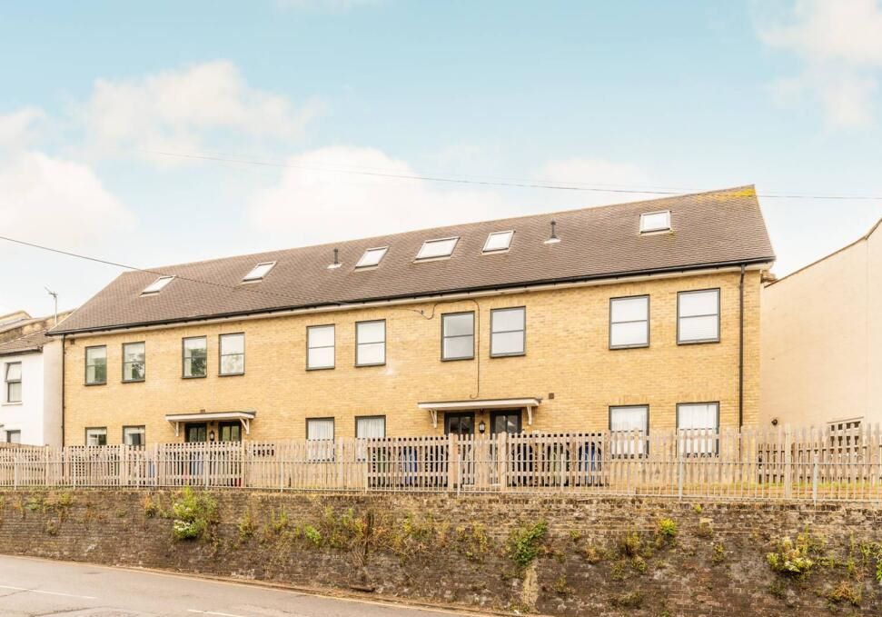 Flat 1, 210 Selsdon Road, South Croydon, Surrey, CR2 6PL