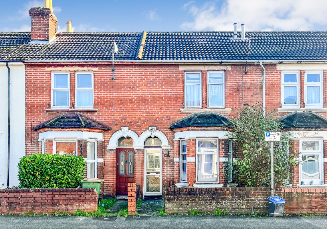 80 Desborough Road, Eastleigh, Hampshire, SO50 5NS