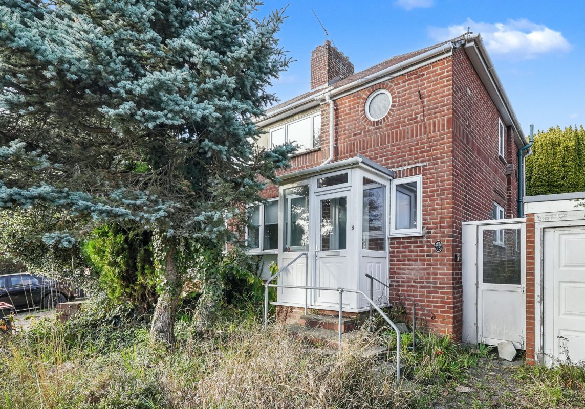 15 Downs Road, Canterbury, Kent, CT2 7AY