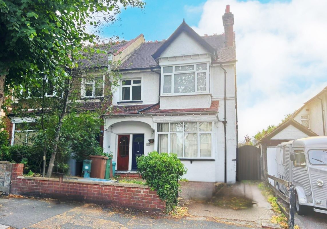 59A Park Lane, Carshalton, Surrey, SM5 3EE