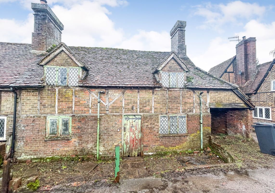 14 Leighton Buzzard Road, Water End, Hemel Hempstead, Hertfordshire, HP1 3BH