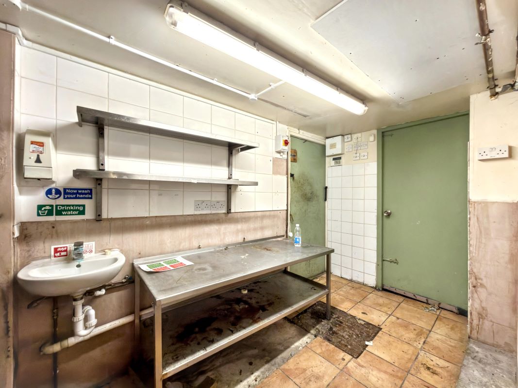 95-97 St. Peters Street, St. Albans, Hertfordshire, AL1 3EN